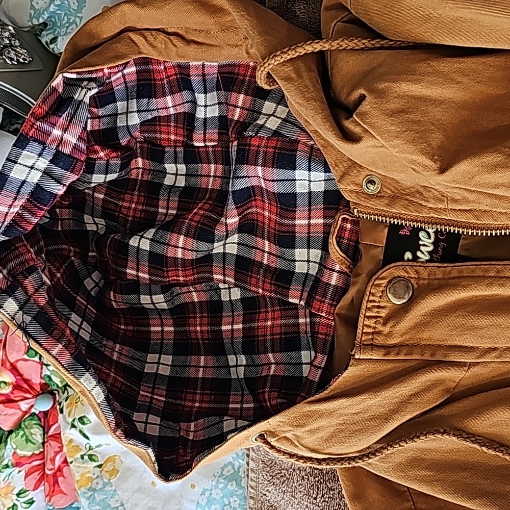 Spring Jacket - Picture 4 of 4